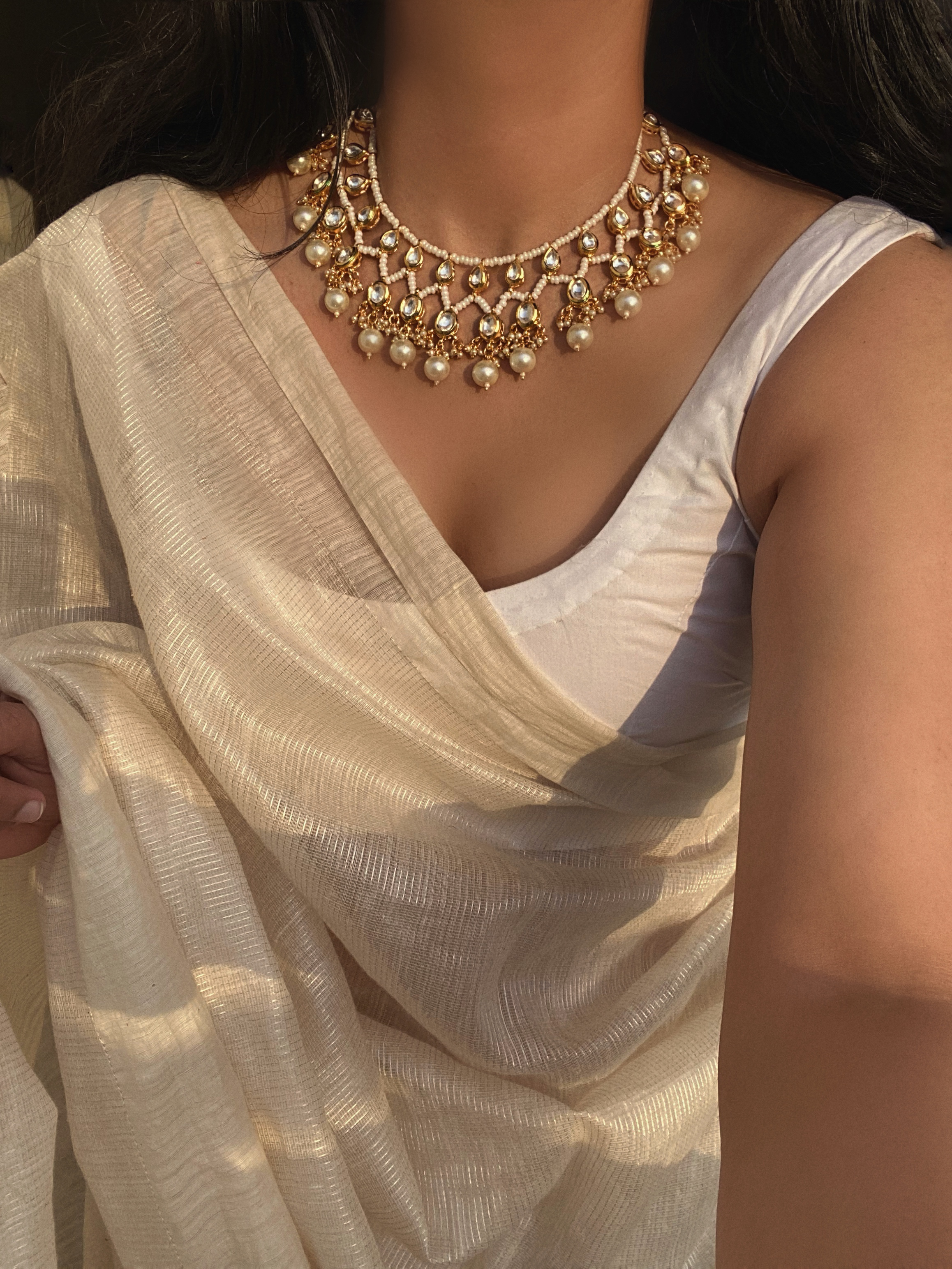 Vedhika - P0559