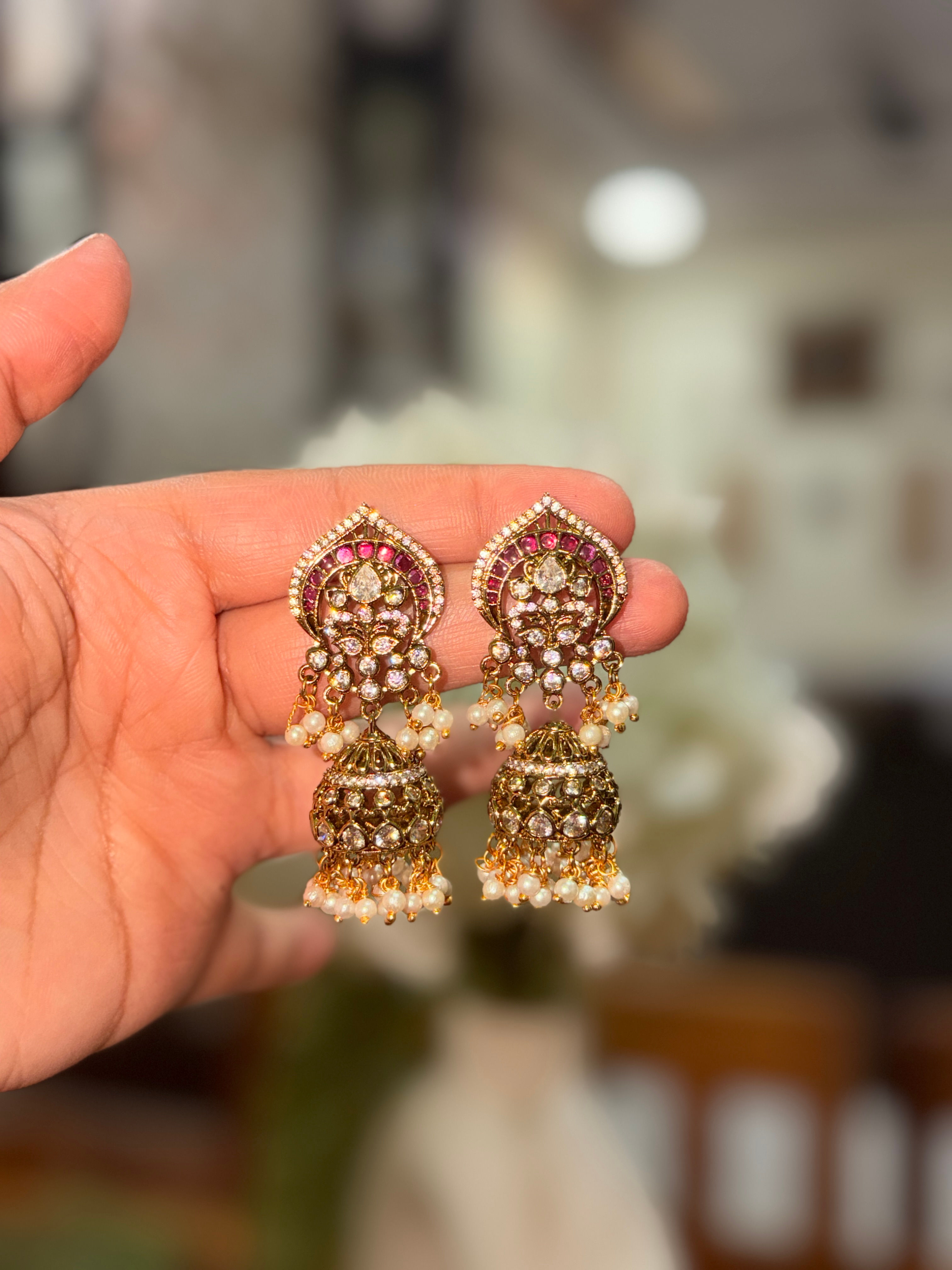 Veyra Jhumkas - P0861