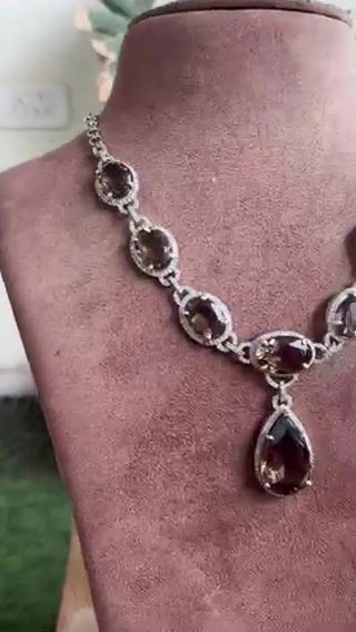 Thumbnail: Doublet Neckset - SP026