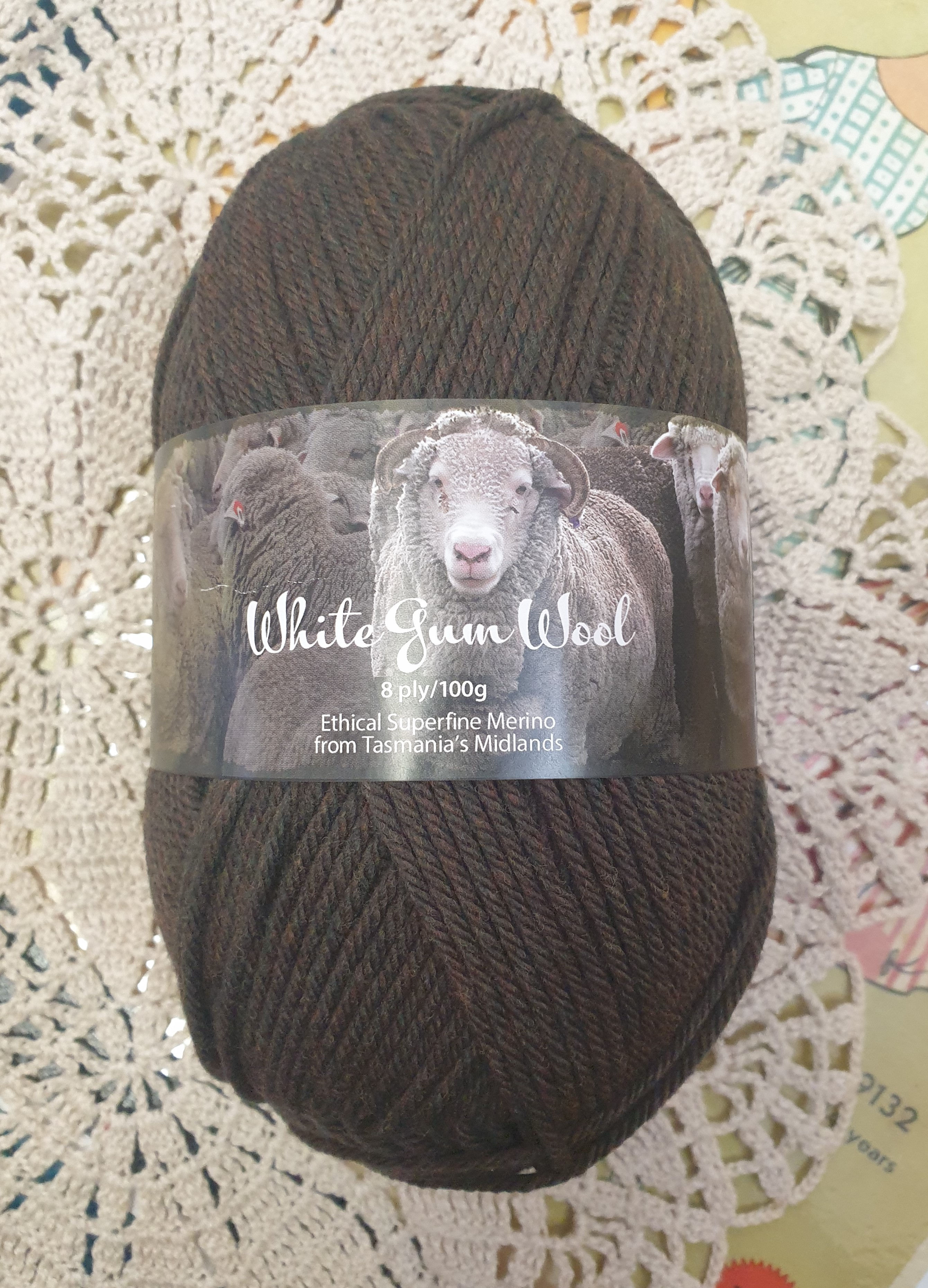 White Gum Wool 8 Ply Merino - She Oak