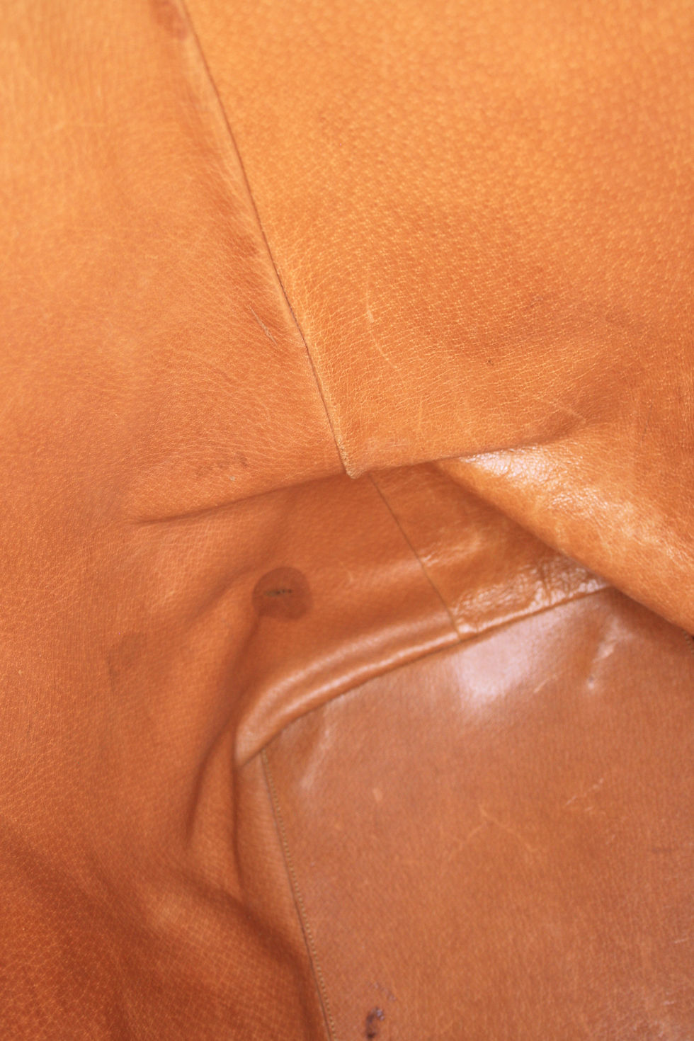 Thumbnail: View of  Louis Vuitton Sac Weekend  Tote Bag
