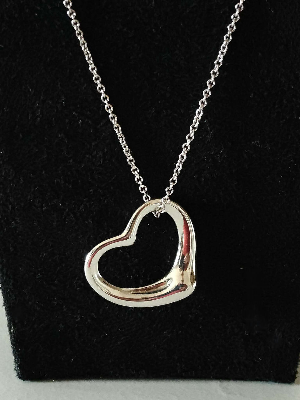 Pikkukuva: Tiffany & Co Open Heart necklace