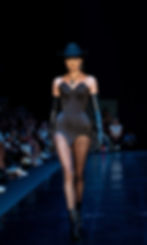 Look 3