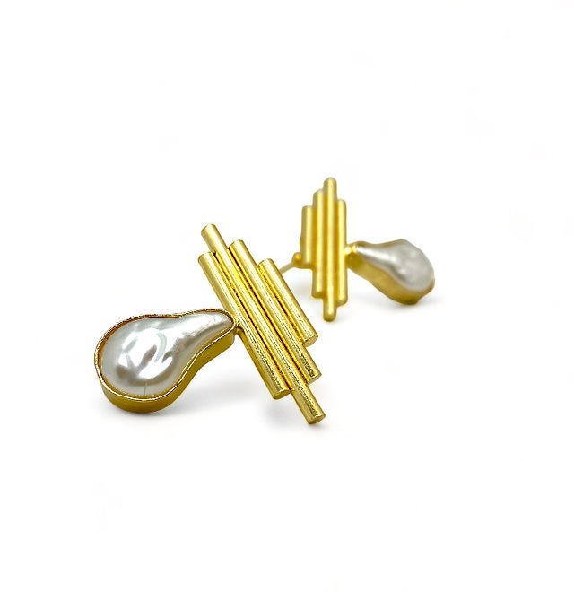 Classy earrings for women