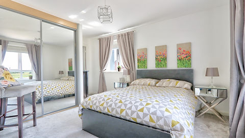 Bedroom 1. 00003.jpg