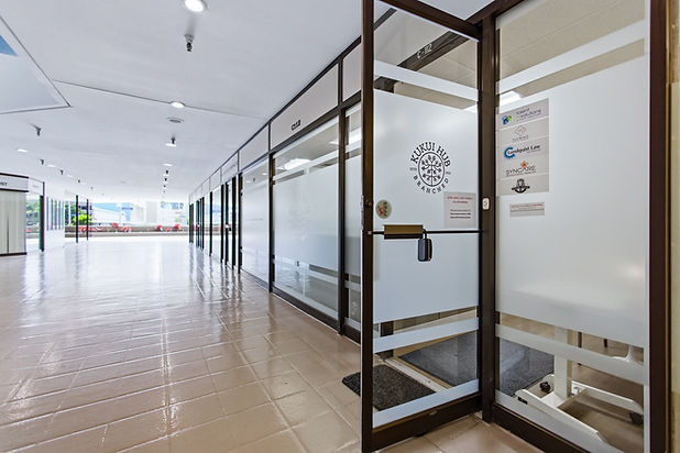 Kukui Hub coworking space in Honolulu entrance