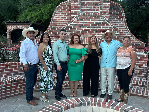 Family reunion at La Hacienda Venue outdoor estate Pass Christian Mississippi