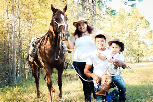 family with horse at La Hacienda Venue