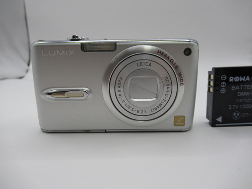 ★動作品★Panasonic LUMIX DMC-FX07 シルバー Excellent+++++Panasonic Lumix DMC-FX07 Digital Camera Silver