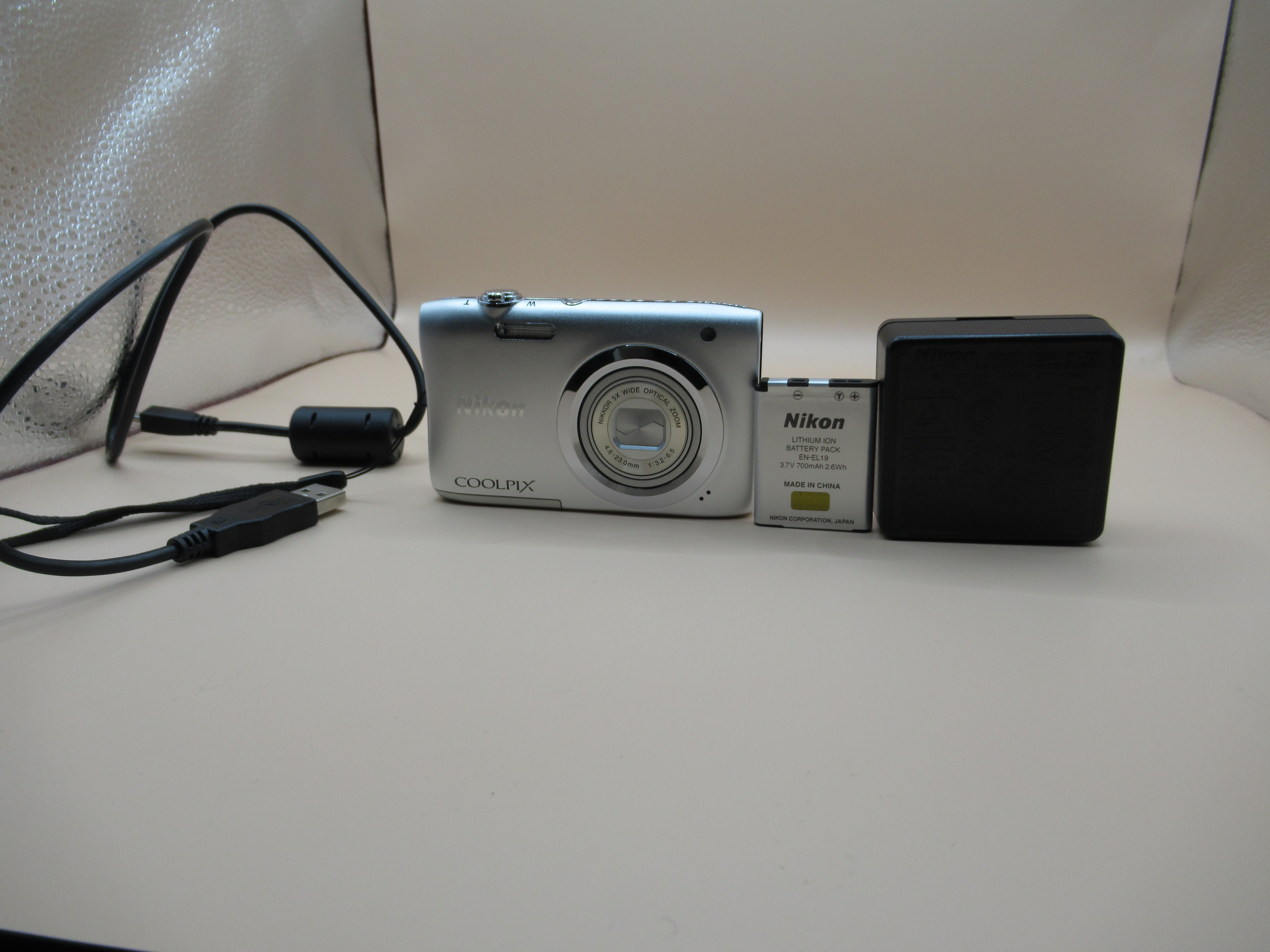 Buy Nikon Coolpix A100 Silver | Camera of Japan