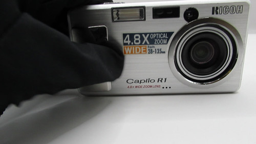 Ricoh Caplio R1 Silver Compact Digital Camera AA Tested Japan