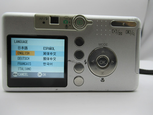 Ricoh Caplio R1 Silver Compact Digital Camera AA Tested Japan
