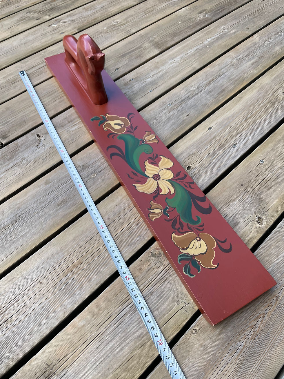 Thumbnail: Rosemaled Norwegian Mangle Board – 71 cm (28 in.)