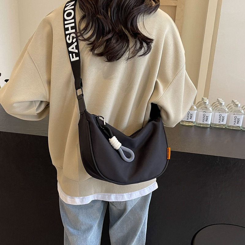 Thumbnail: 2026 New Fashion Crossbody Bag Simple Wide Shoulder Strap Design Single Shoulder
