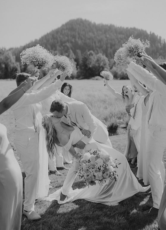 mount-peak-farm-wedding-photographer-rachel-syrisko-enumclaw-washington-75_edited.jpg