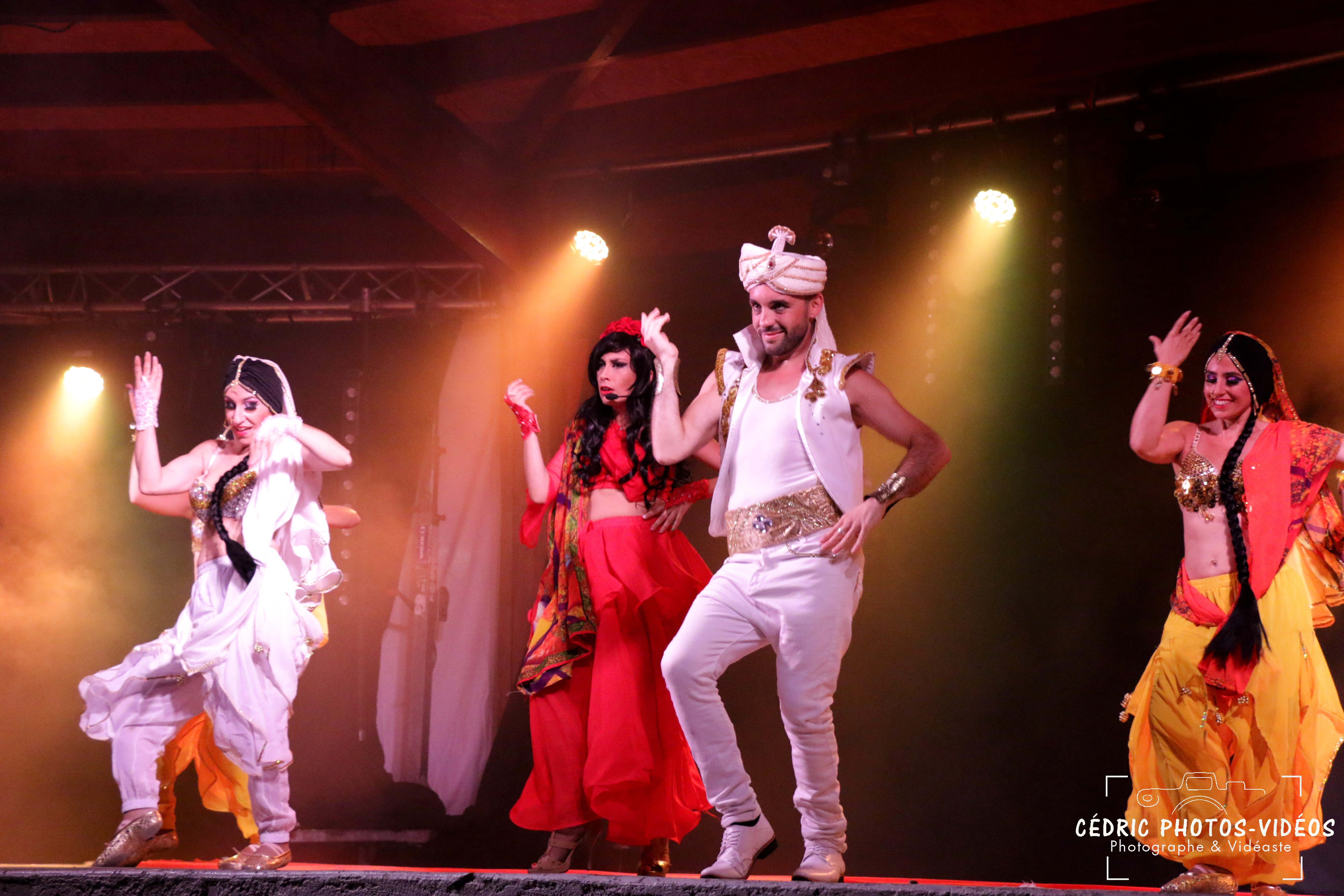 Idoll's Cabaret