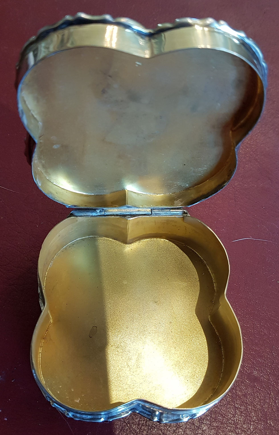 Thumbnail: STIRLING SILVER BOX WITH BLISTER PEARL.