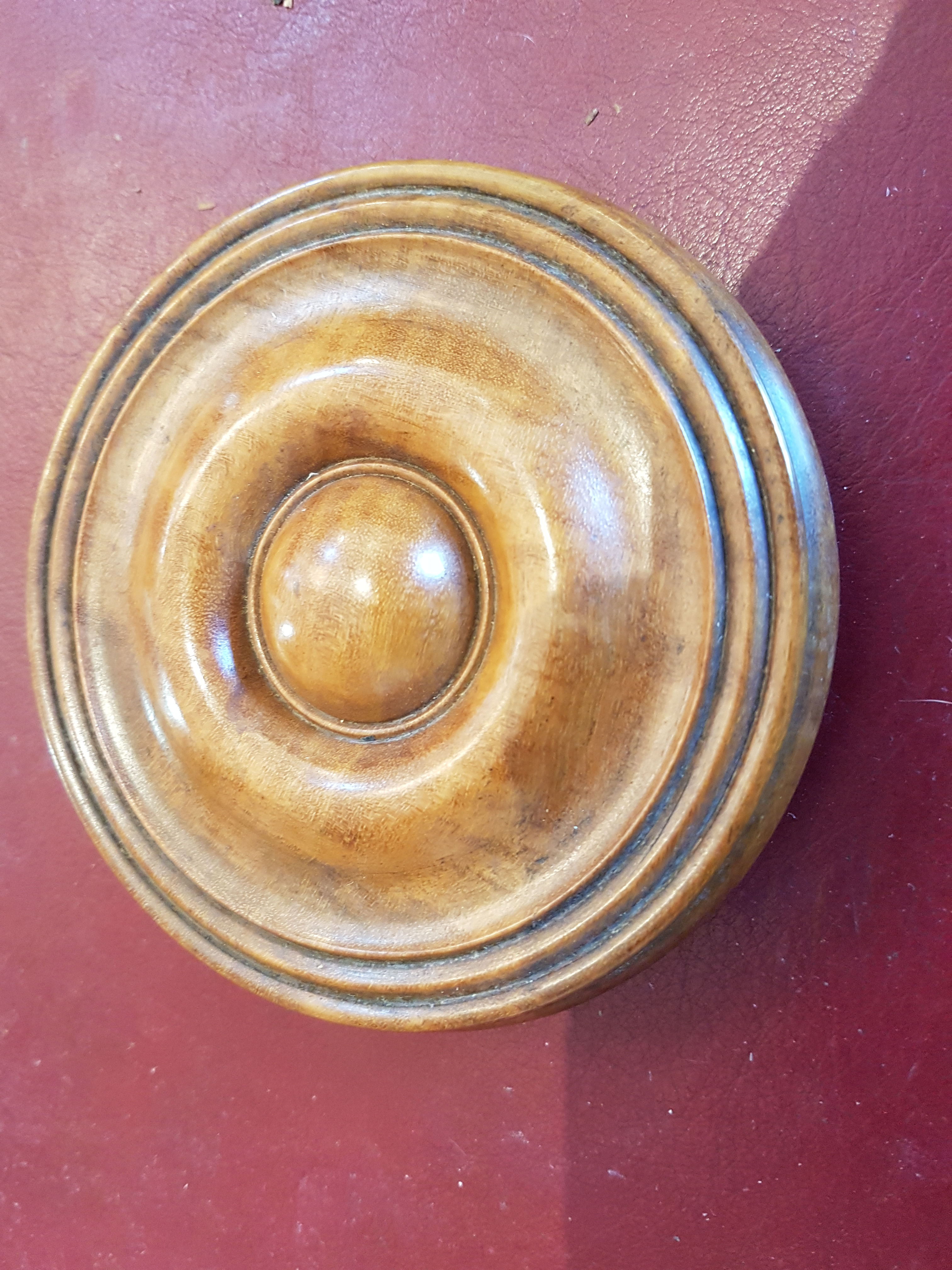 SNUFF BOX. CUBAN MAHOGANY FROM HMS GIBRALTAR.