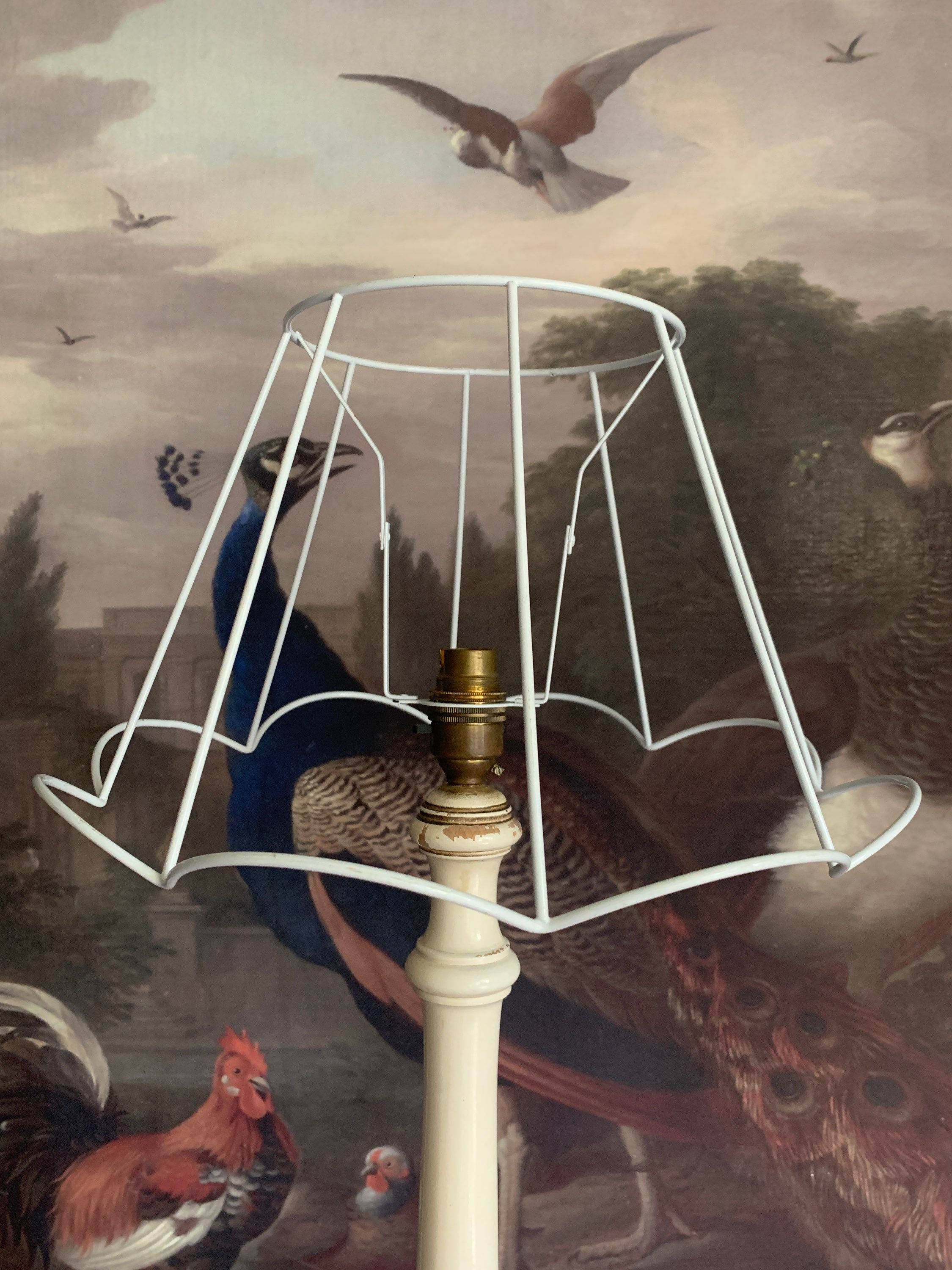 12” fluted scallop frame for pleated/tailored soft lampshade