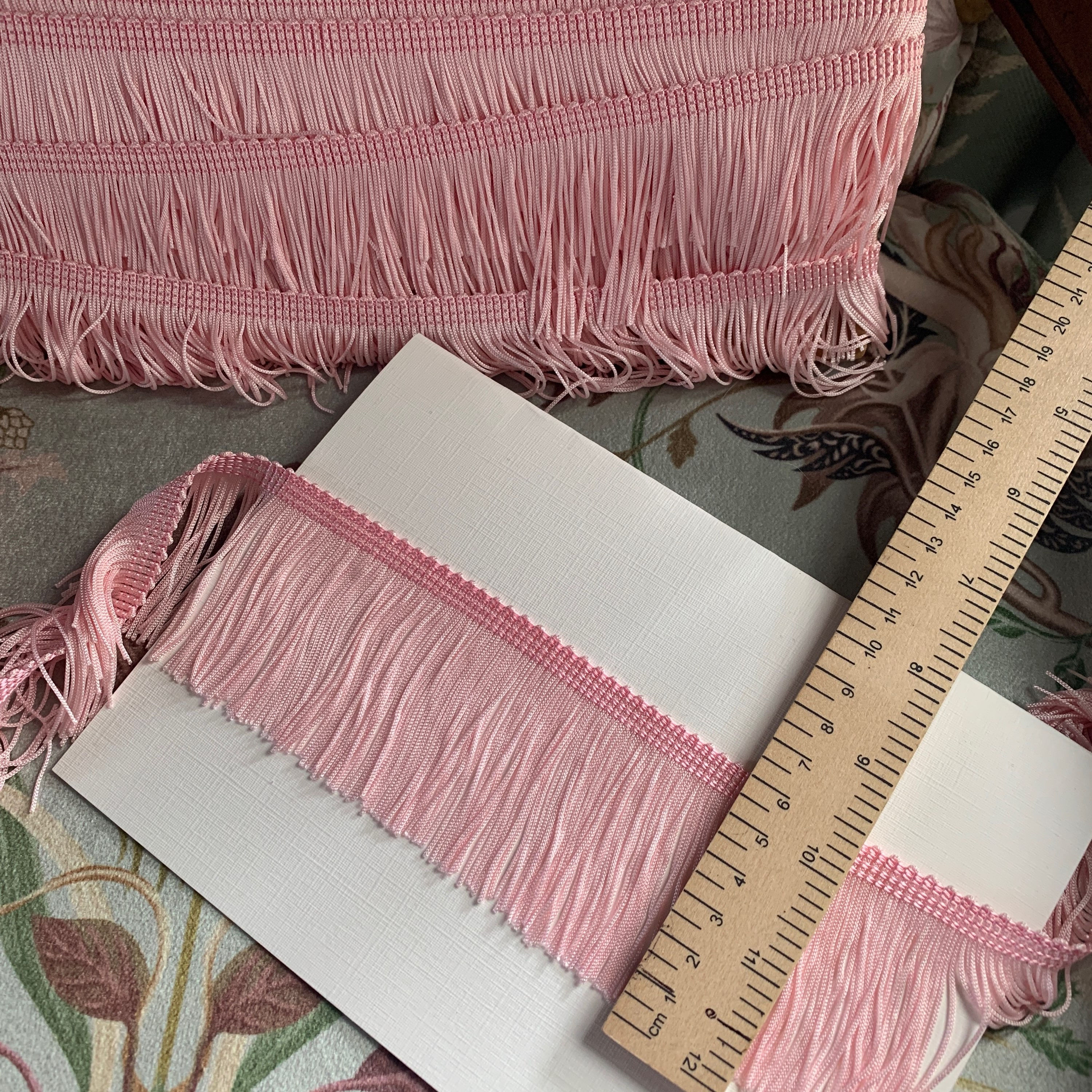 Quality 6cm silky chainette lampshade fringe pale/candy pink 1m F058