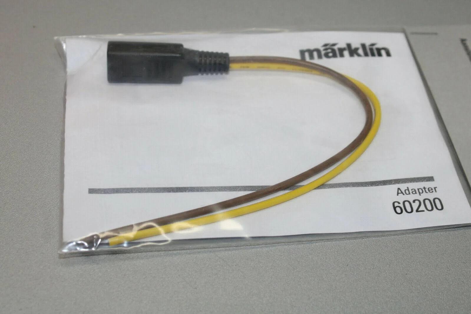 Marklin 60200 Connector Adapter for Switched Power Packs.webp