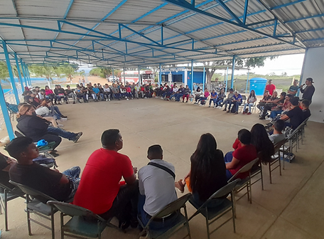 cecosesola en reunion.heic
