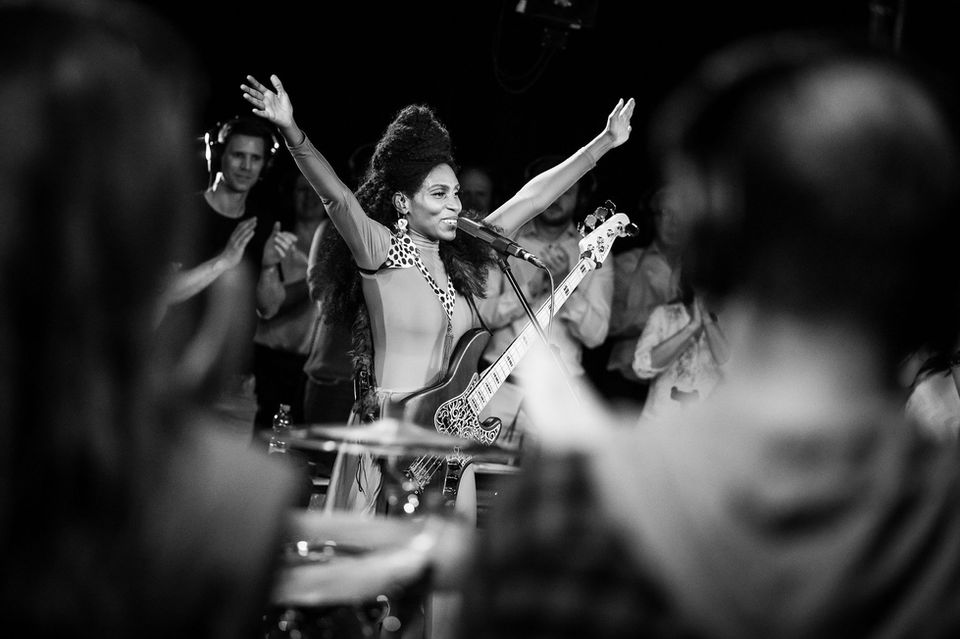 Artist Nik West at LITTLE BIG BEAT STUDIOS