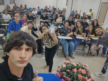 Palestra sobre Marketing Digital capacita alunos da Disciplina de Extensão Integrada na utilização estratégica das Redes Sociais (Projeto Mulheres de Sucesso)