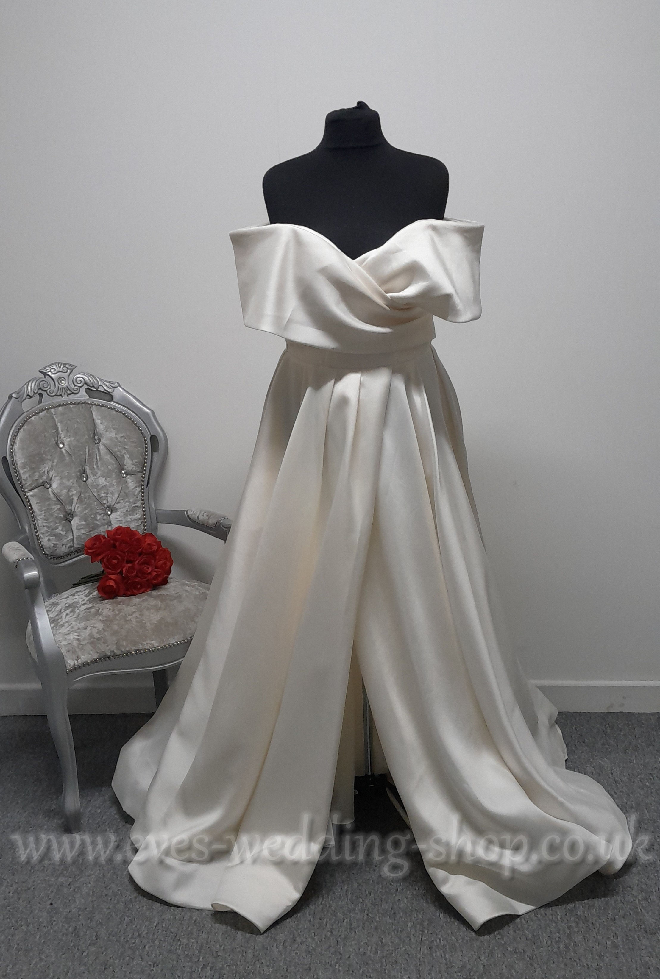 Eva Lendel mikado satin wedding dress with pockets size 44, UK 14