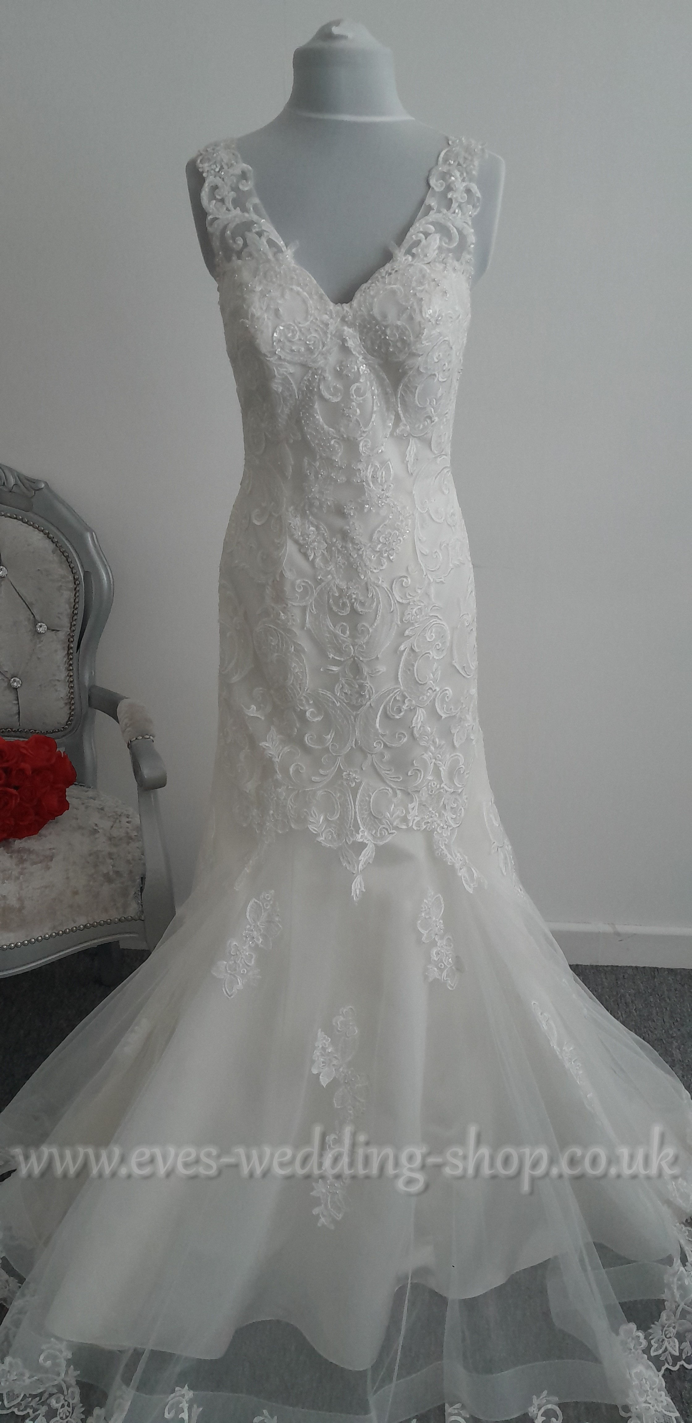 Romantica ivory wedding dress UK8