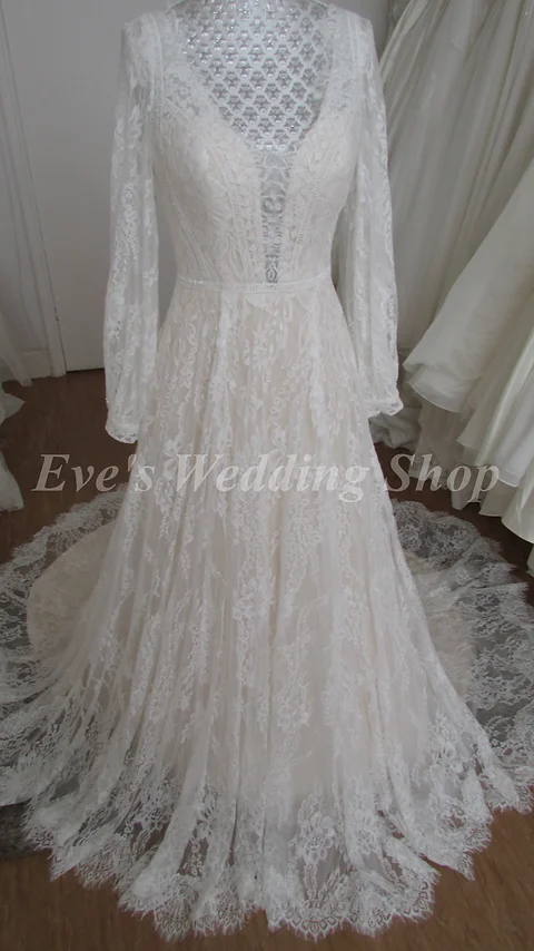 White Rose Boho Wedding Dress With Sleeves Uk 8 10 Eve S Wedding