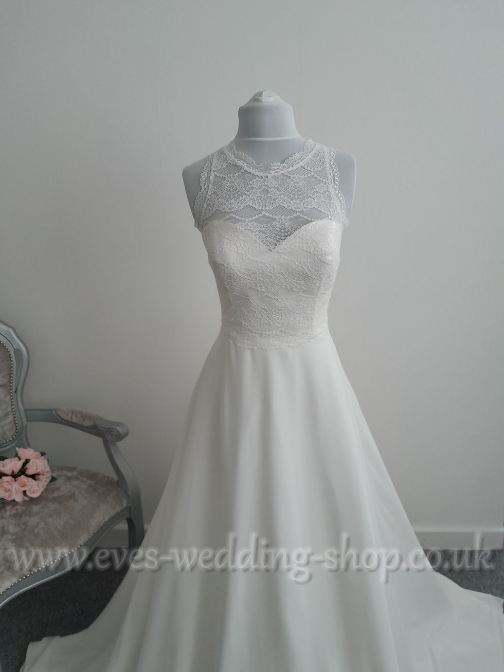 Bianco Evento ''Nala'' ivory chiffon wedding dress UK 12, EU 40