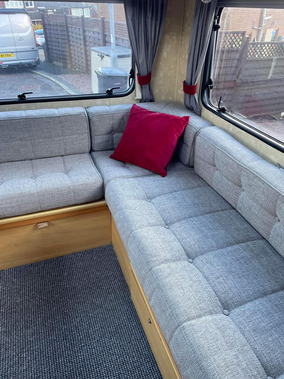 caravan grey