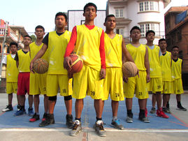 EA, DAV play friendly basketball match