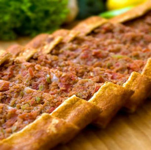 Kıymalı Pide Tarifi: Evde Fırın Lezzeti