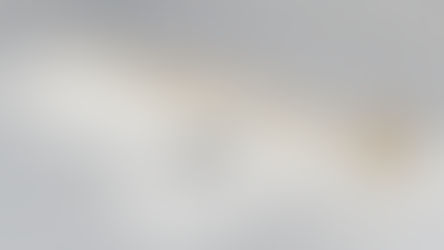 Üzerinde "Dropshipping Türkiye" yazan, stoksuz e-ticaret modelinin tedarikçiden müşteriye uzanan pürüzsüz, otomatik ve depolama gerektirmeyen sipariş sürecini temsil eden 3 boyutlu minimalist illüstrasyon.