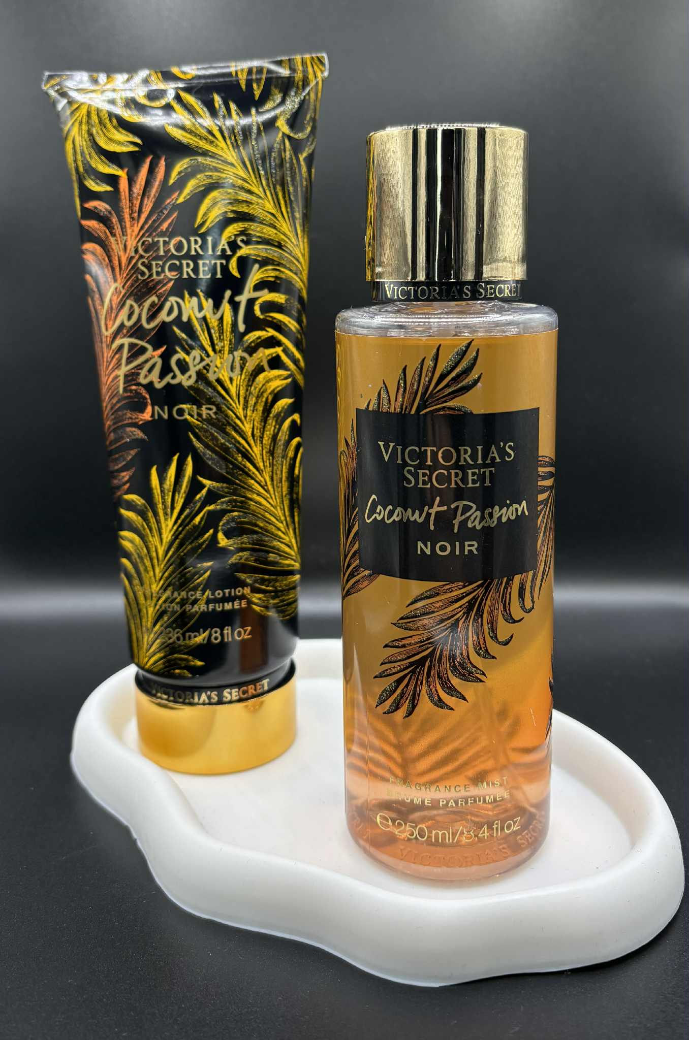 Victoria's Secret - Pack Coconut Passion Noir - Brume 250ml + Crème Corps 236ml