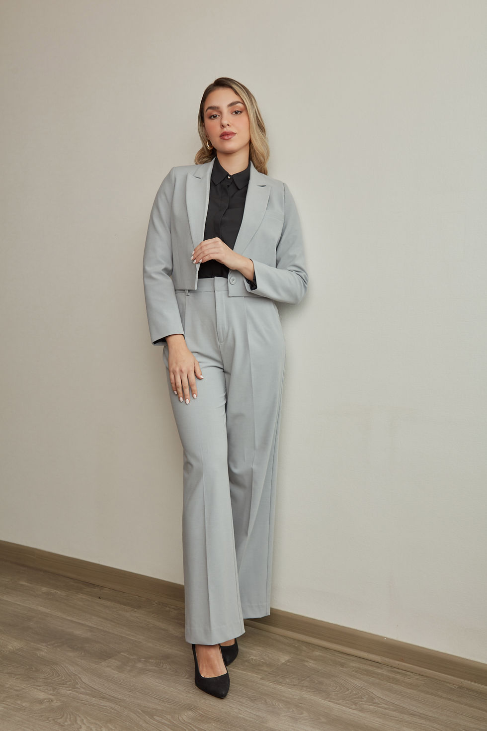 Thumbnail: BLAZER CROPPED GRIS