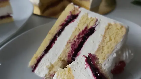 Bolo de Frutos Vermelhos