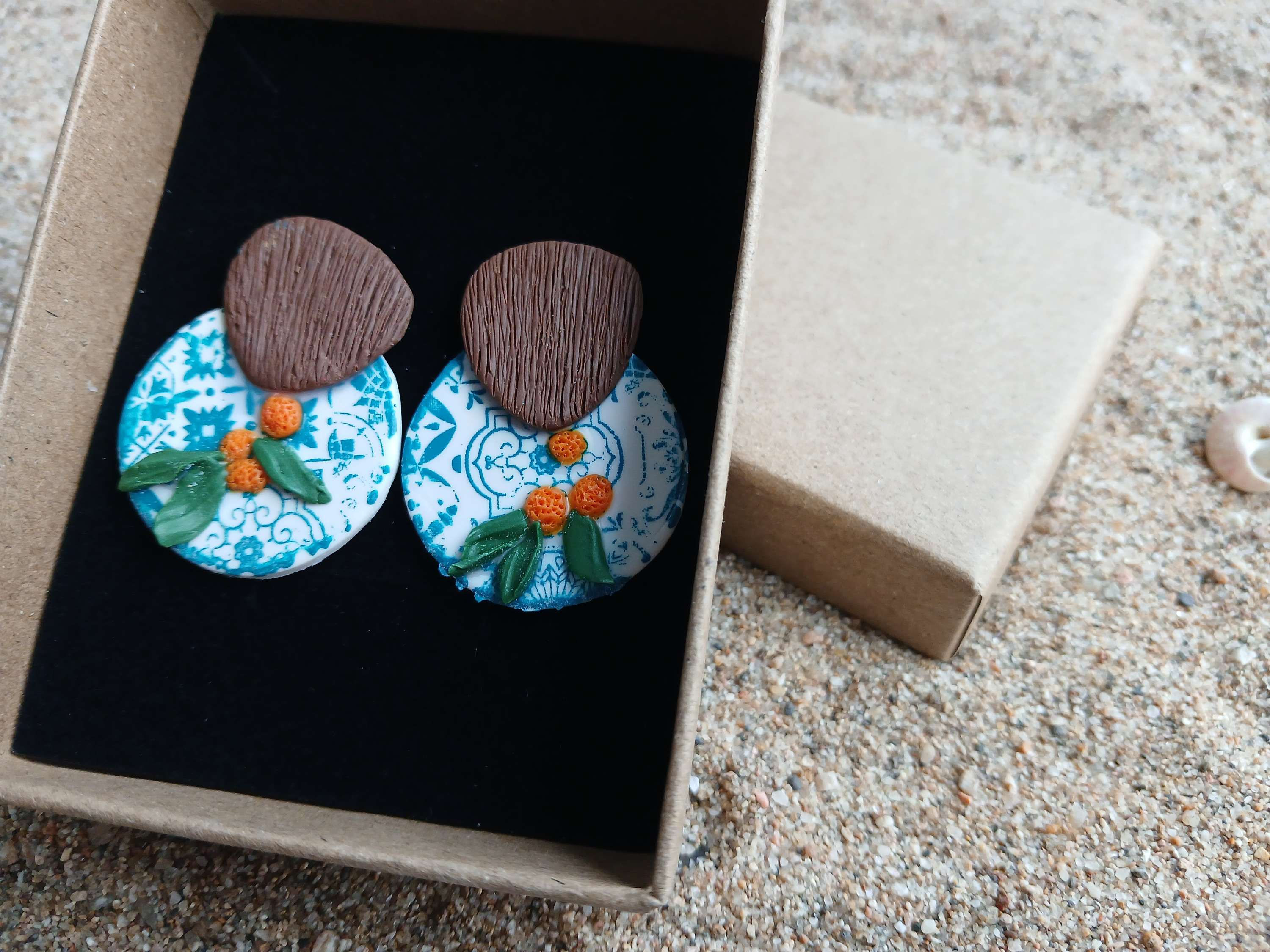 Clous d'oreilles "Clémentina boisé" bijoux pâte polymère