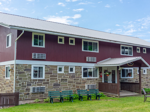 This comfortable centrally located, two-floor motel features 16 rooms, most of which have queen and twin beds and each including a refrigerator.