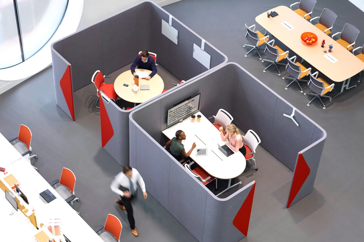 выставка мосбилд 2013. компании нового типа. компании нового типа. компании нового типа. иностранный бизнесмен.