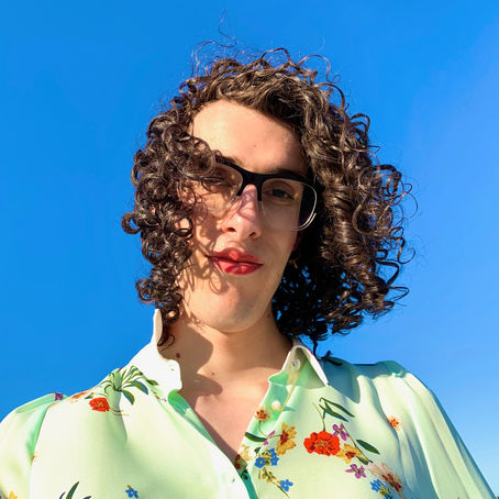 Eliana Rubin Sings About Love In "High Rise Levis"