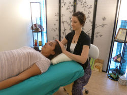 Kristen_reiki_office_Purvi