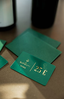Gutscheine der Glasweise Weinbar im Wert von 25 € und 50 €, ideale Geschenkidee für Genießer