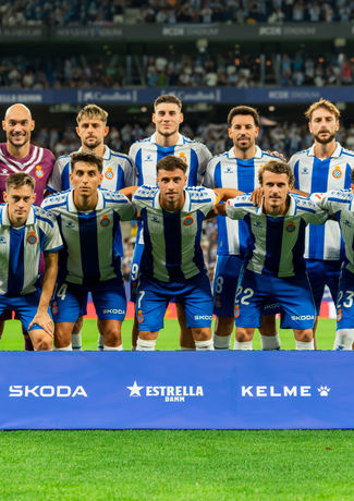 Jugadores del Espanyol posando antes del inicio del partido frente al Atlético de Madrid.