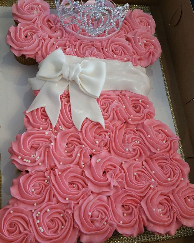 Finally got a request to do this cute pull apart cake and for such a special little princess.