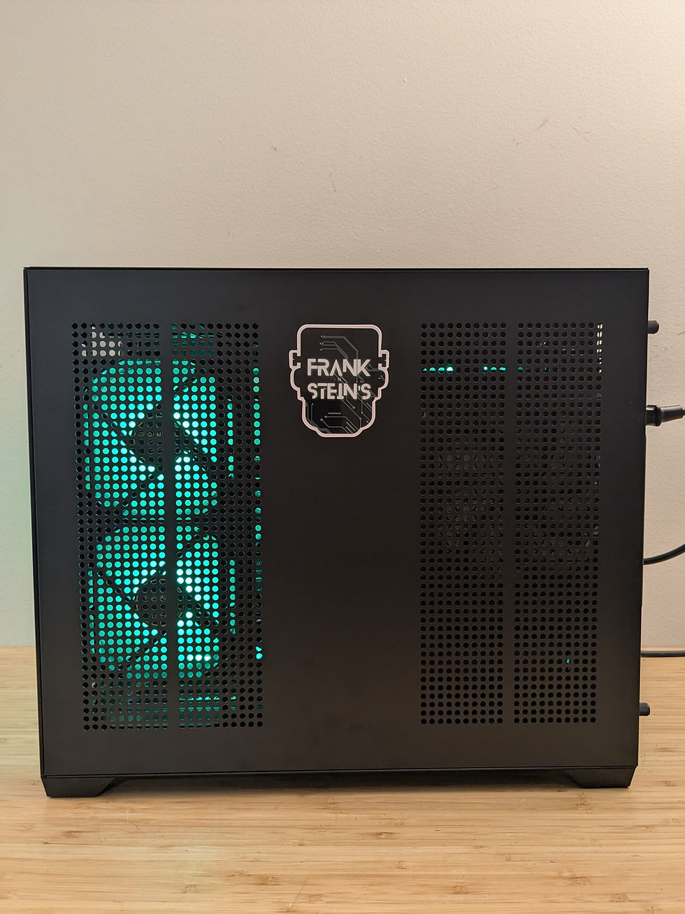 Thumbnail: RX 9070 XT Ryzen 7800X3D Gaming PC