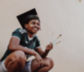 girl-graduate-graduation-1139282.jpg