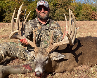 Riverbend Whitetails of Oklahoma Buck